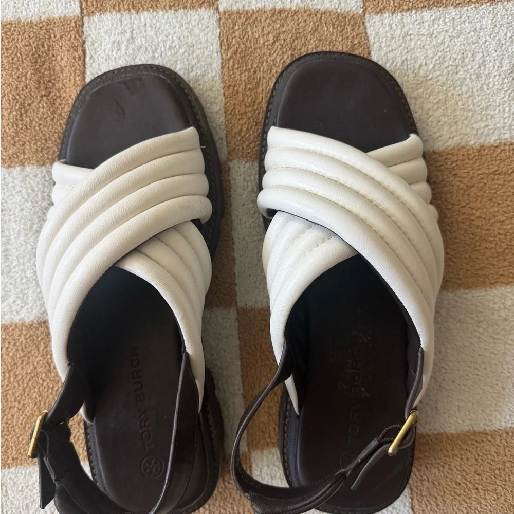 Tory Burch Lug Sole Heeled Sandals Quilted Leather Crisscross size 8 - Picture 4 of 11